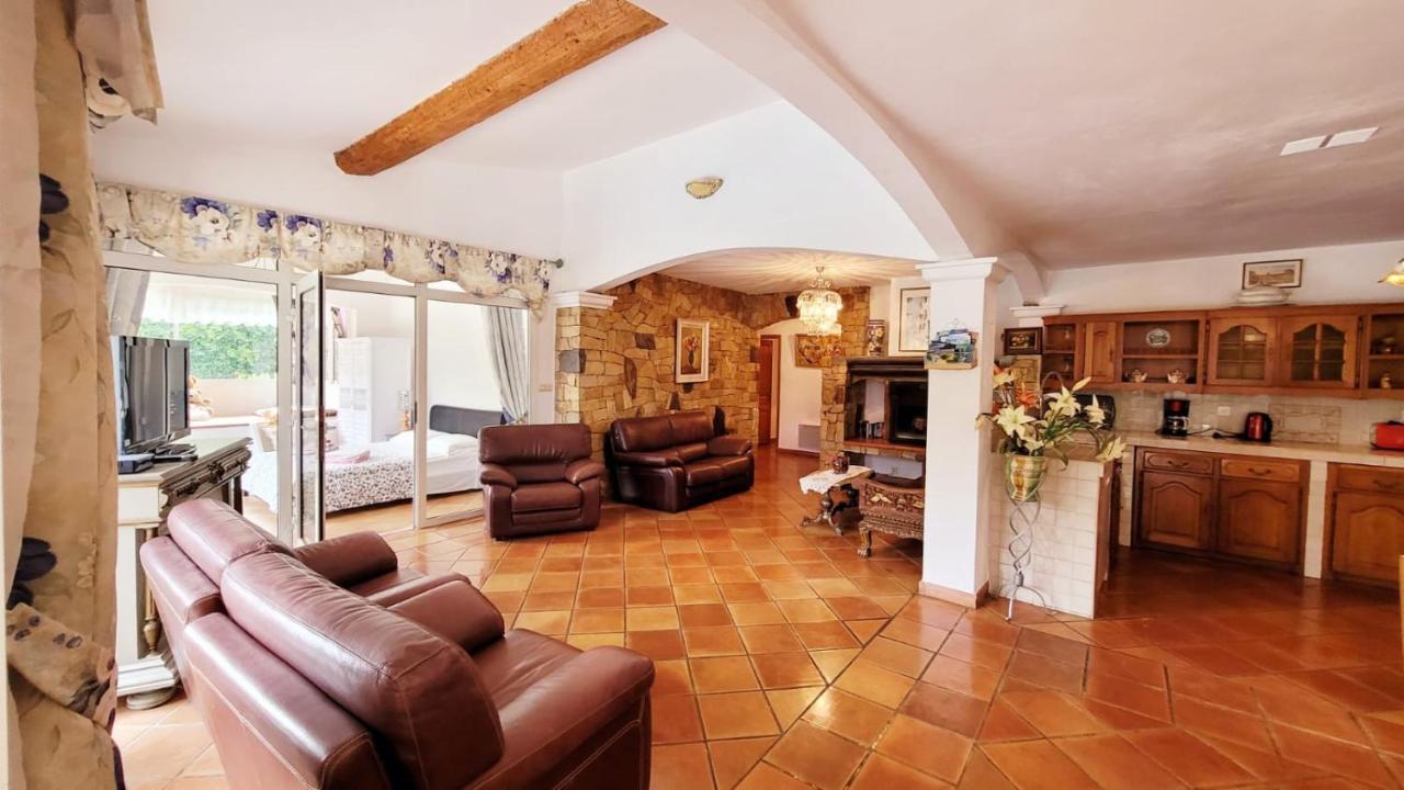 Villa Provencale A Sainte Maxime, Golf De Saint Tropez Esterno foto